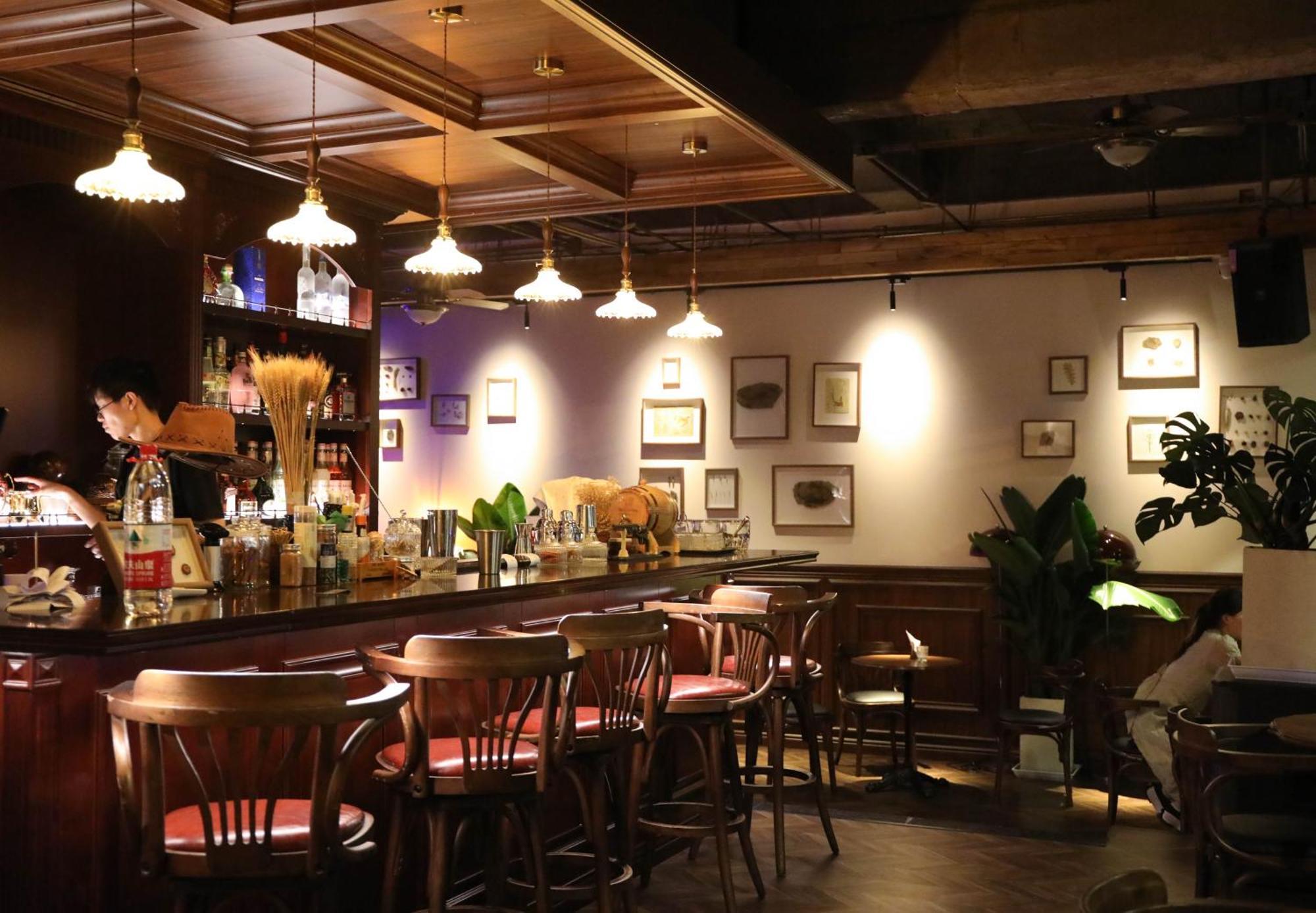 Sonderia Lazybones Hostel- Wenshu Temple Side, Chill Hostel With All-Day Brunch, Travel Agency In English & Local Bar Vibes Chengdu Exterior photo