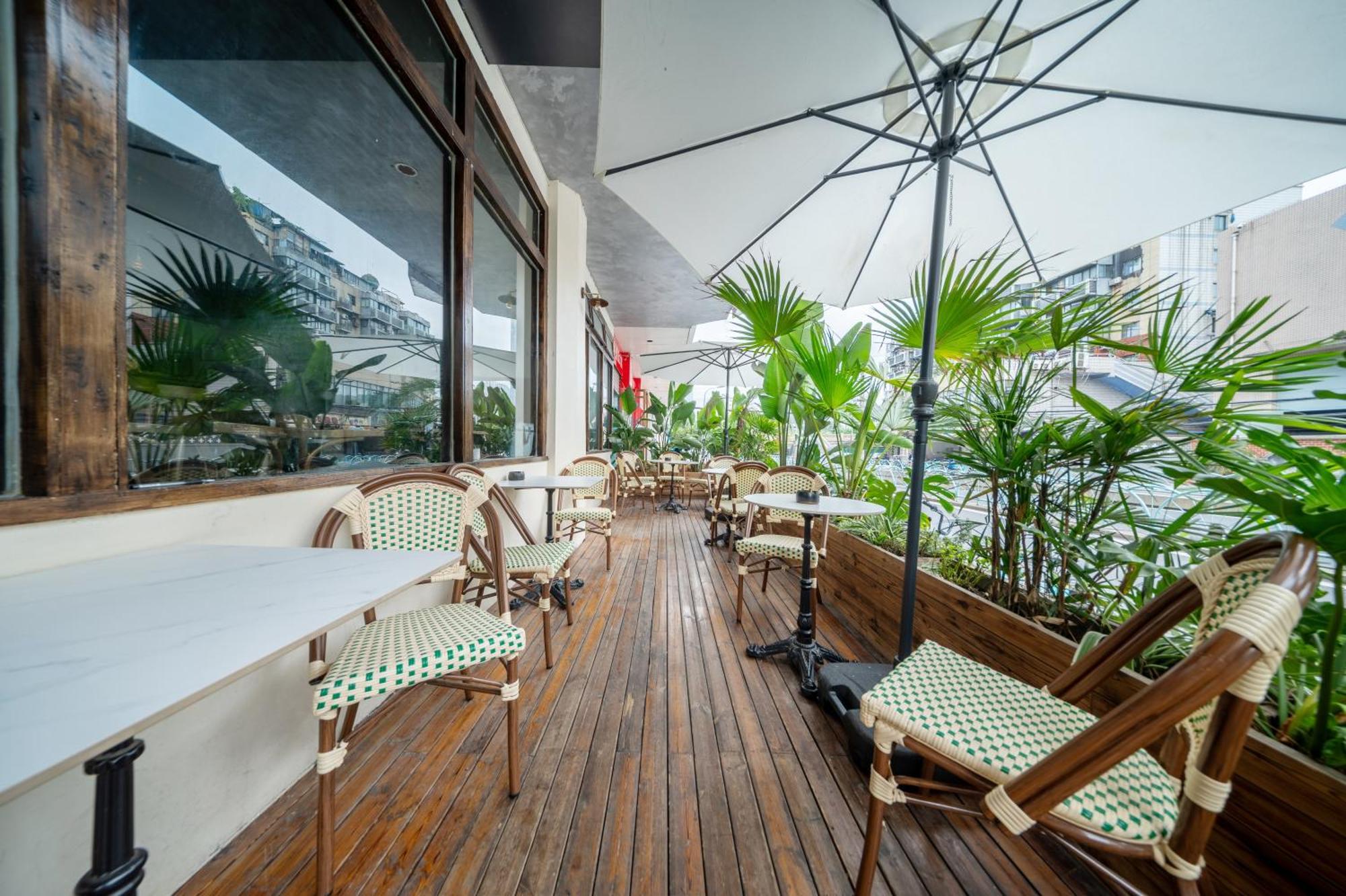 Sonderia Lazybones Hostel- Wenshu Temple Side, Chill Hostel With All-Day Brunch, Travel Agency In English & Local Bar Vibes Chengdu Exterior photo