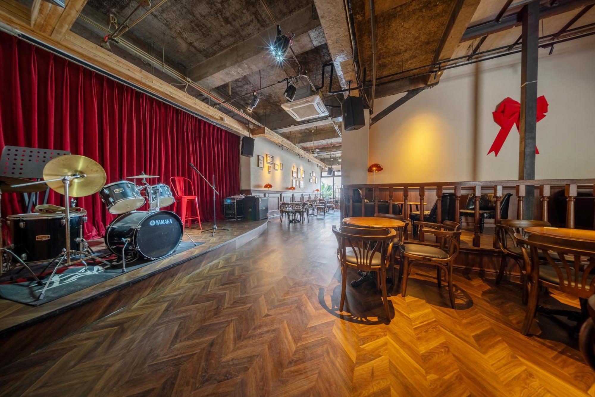 Sonderia Lazybones Hostel- Wenshu Temple Side, Chill Hostel With All-Day Brunch, Travel Agency In English & Local Bar Vibes Chengdu Exterior photo